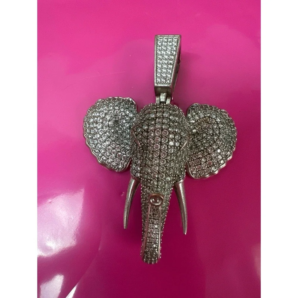 elephanten clear white